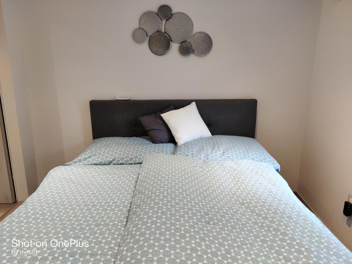 ארנהאוזן Ferienwohnung Grete, An Der Weinstrasse מראה חיצוני תמונה